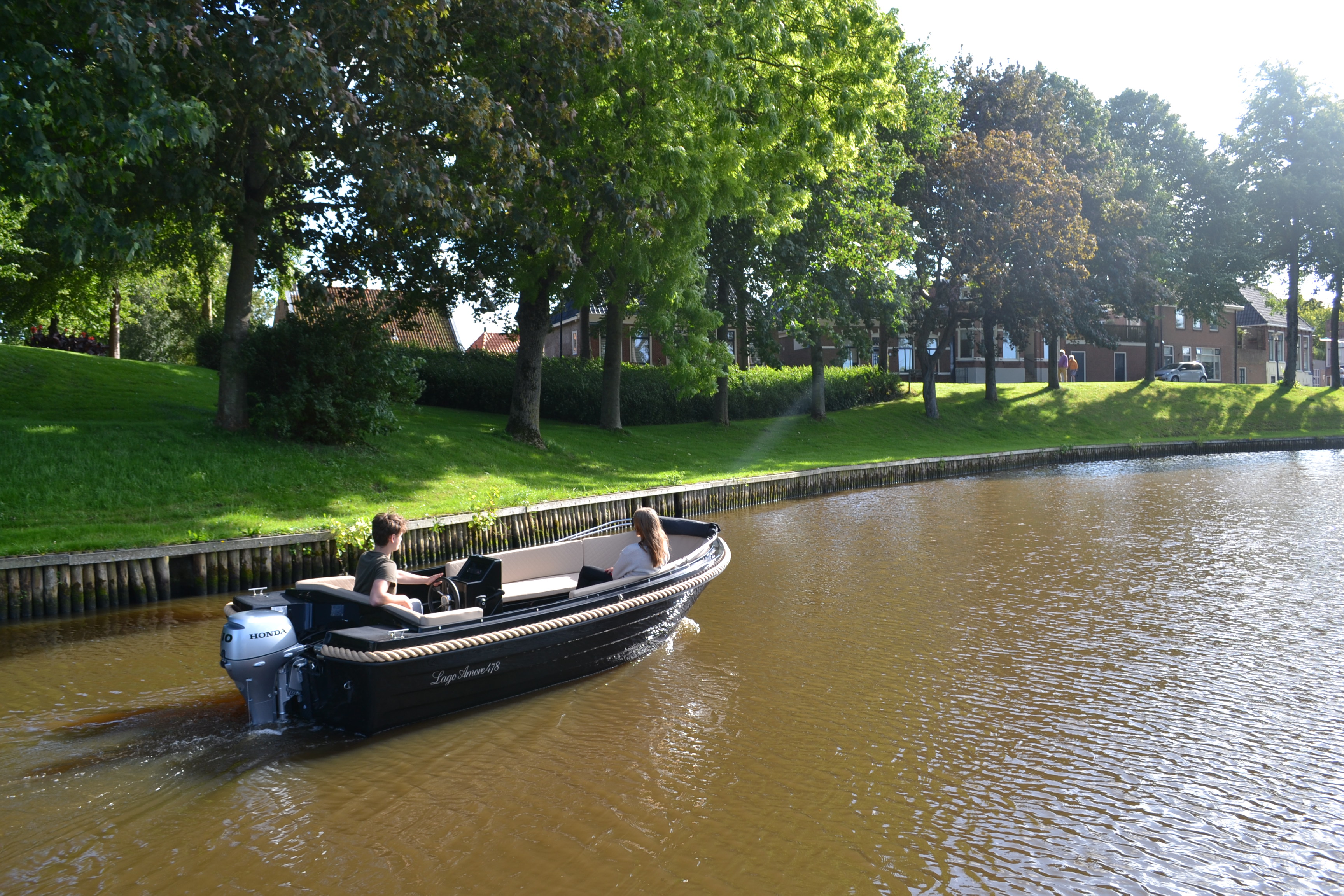 lago-amore-sloepen-en-tenders-officieel-dealer